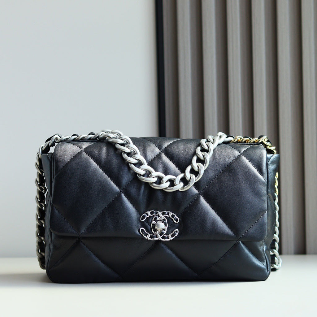 19 Bag | Goatskin Leather | 24K Gold-Tone Hardware | Medium 30cm (Premium Quality )
