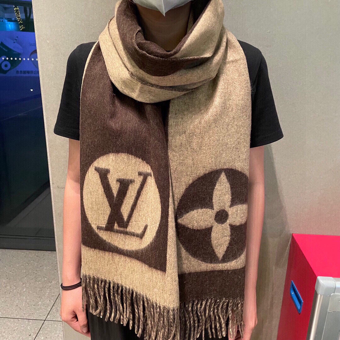 L**V Commemorative Scarf