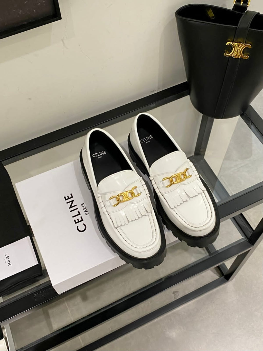 Elegant Thick-Soled Tassel Loafers