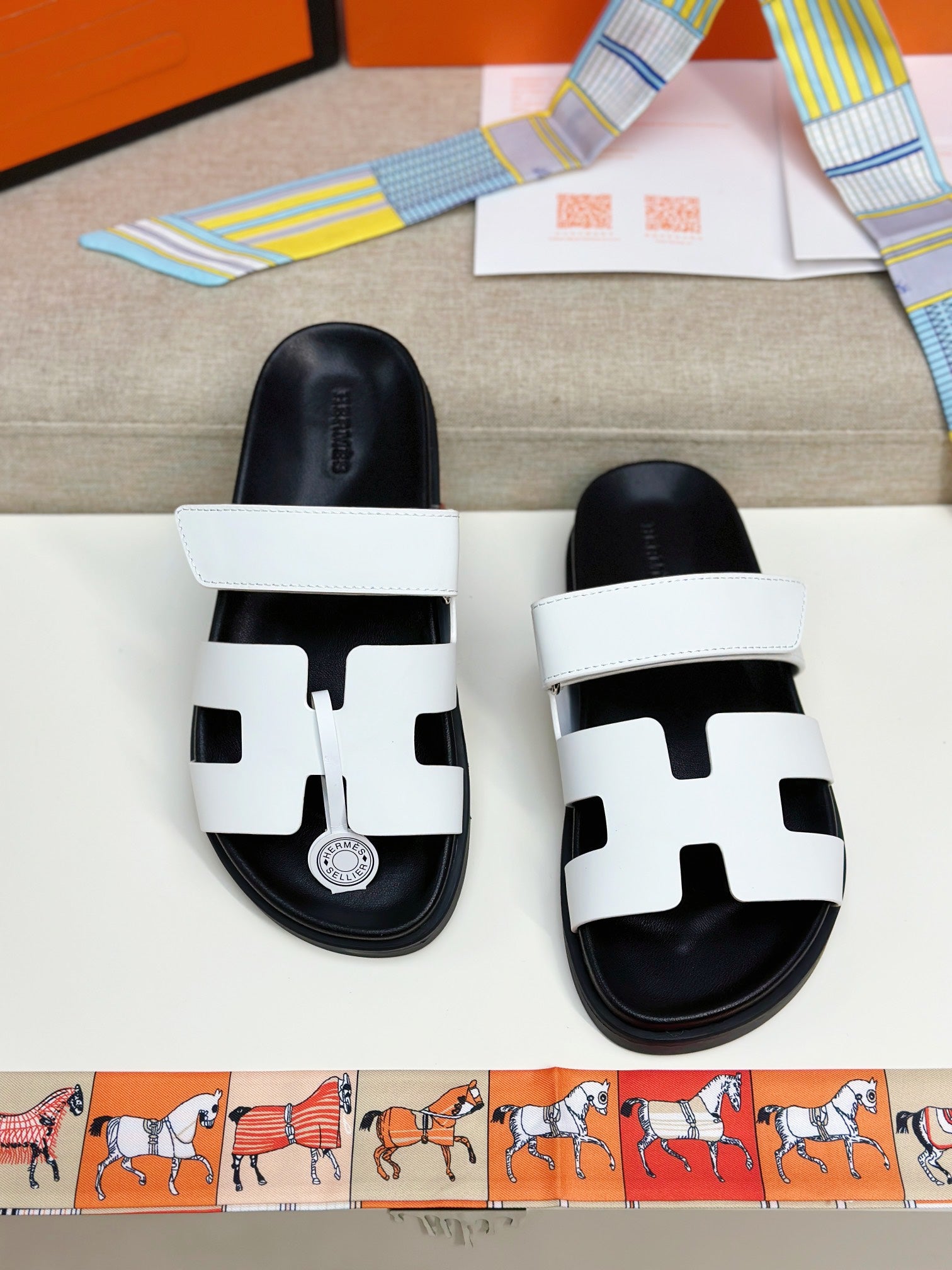 Unisex Luxury Summer Slide Sandals (Premium quality )