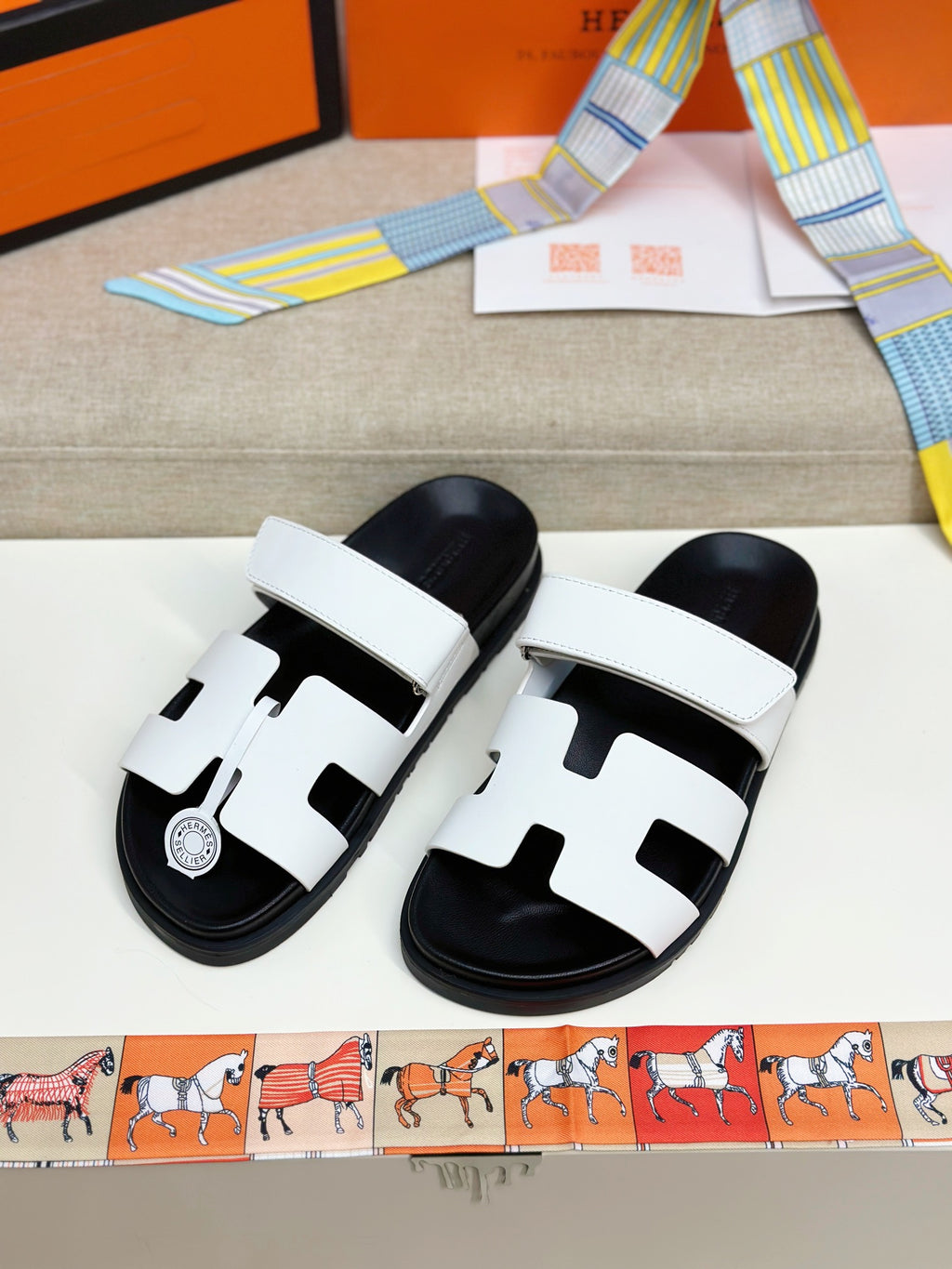 Unisex Luxury Summer Slide Sandals (Premium quality )