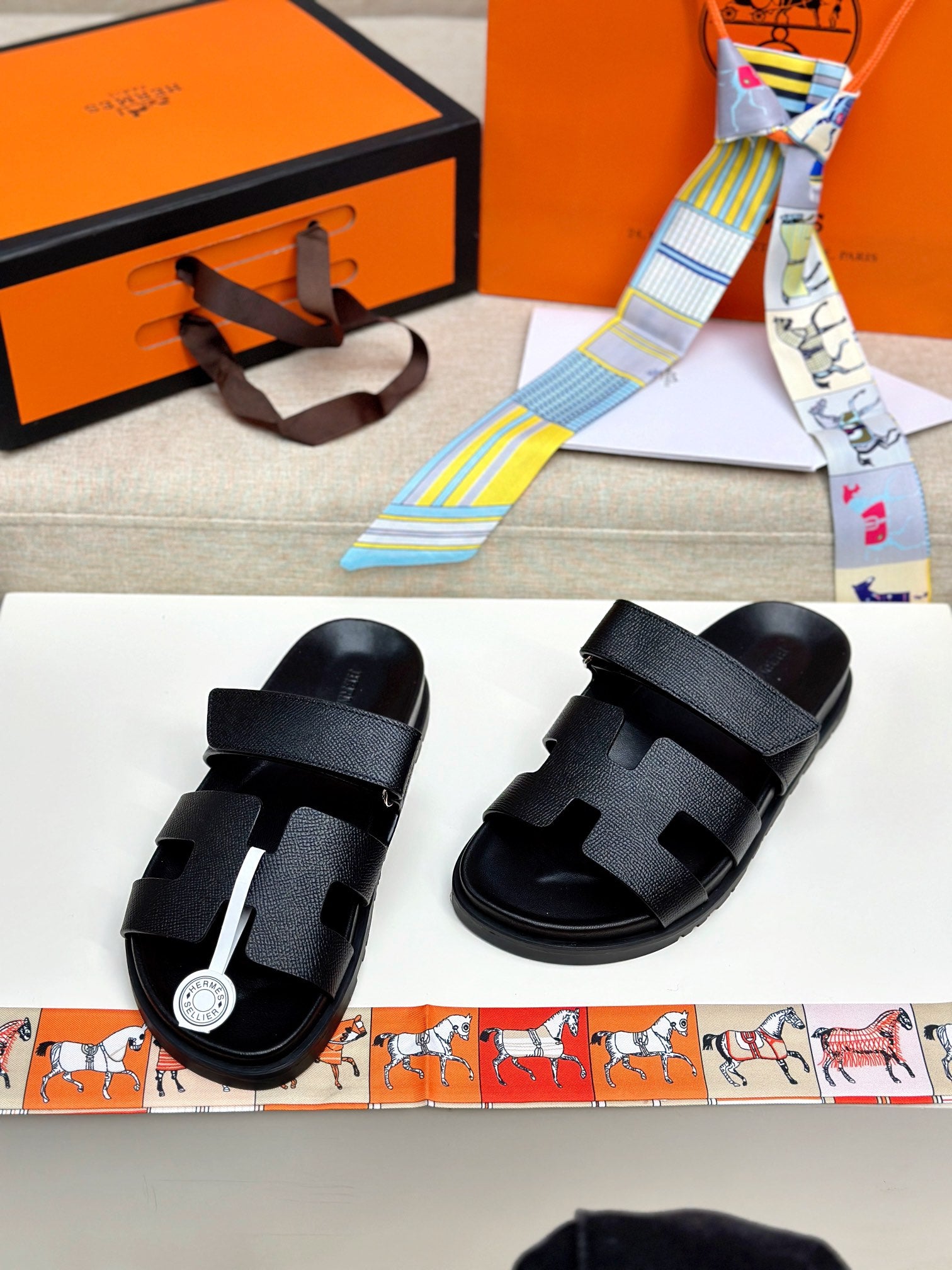 Unisex Luxury Summer Slide Sandals (Premium quality )