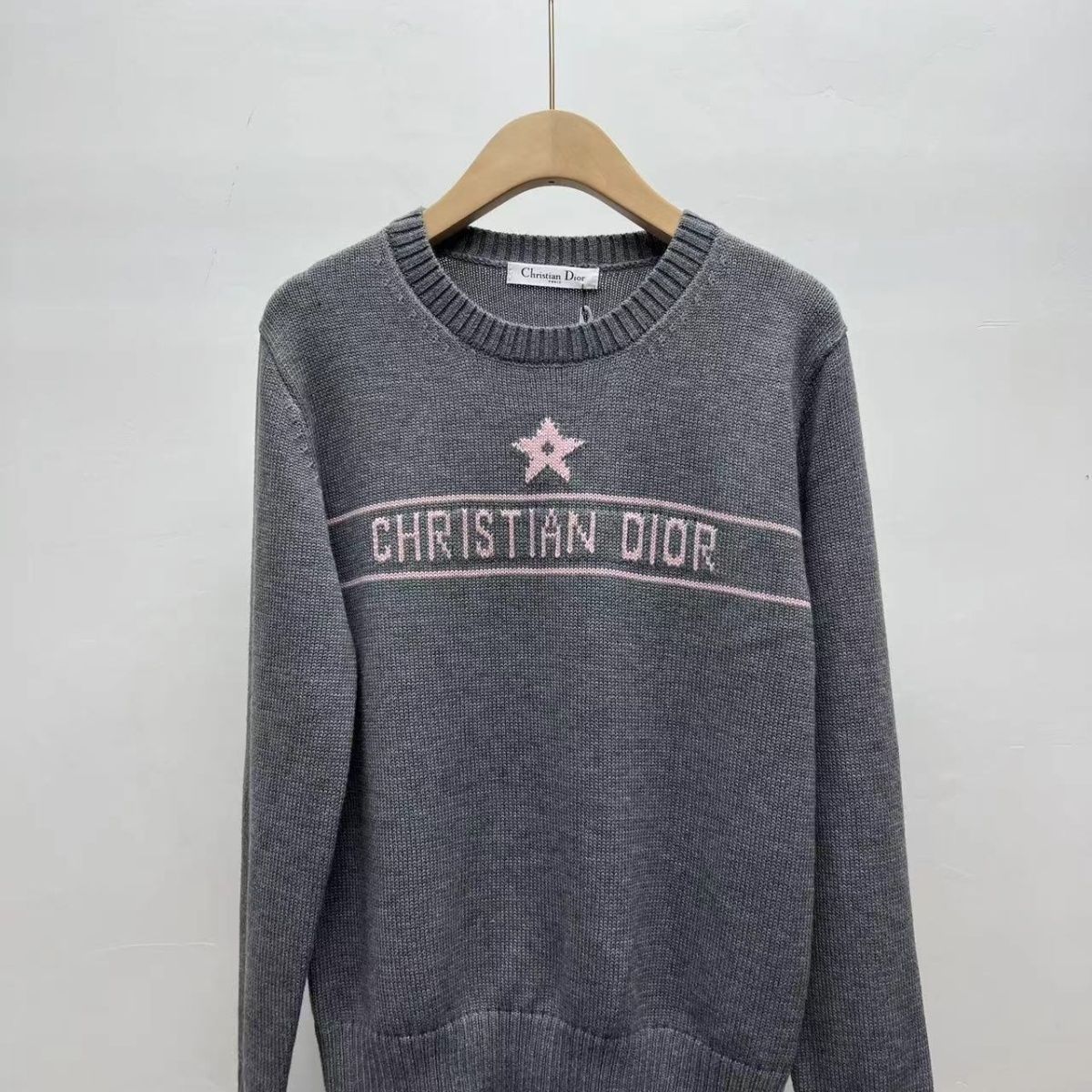 D-Spring Knit Sweater