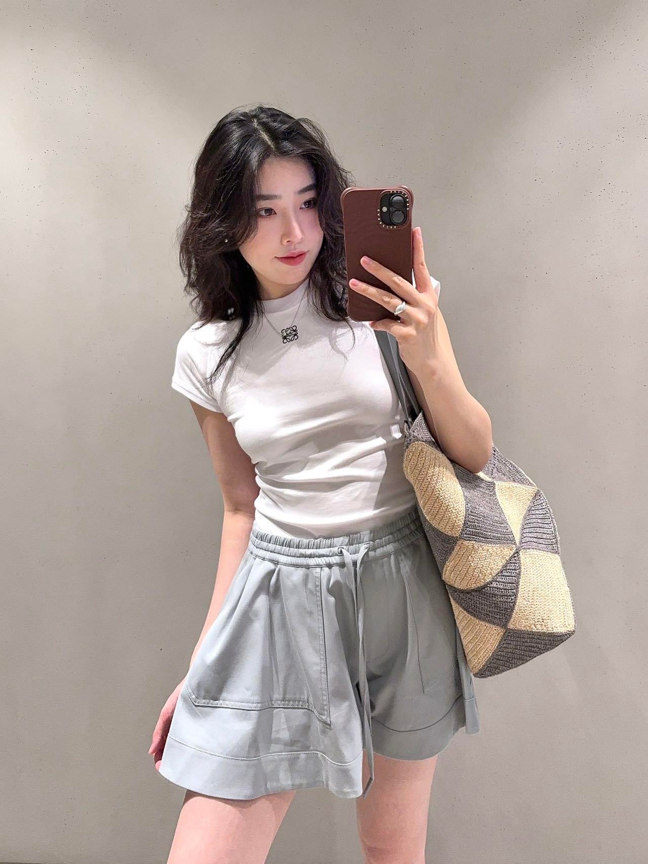 Premium Cotton Fitted T-Shirt – Limited Summer Edition