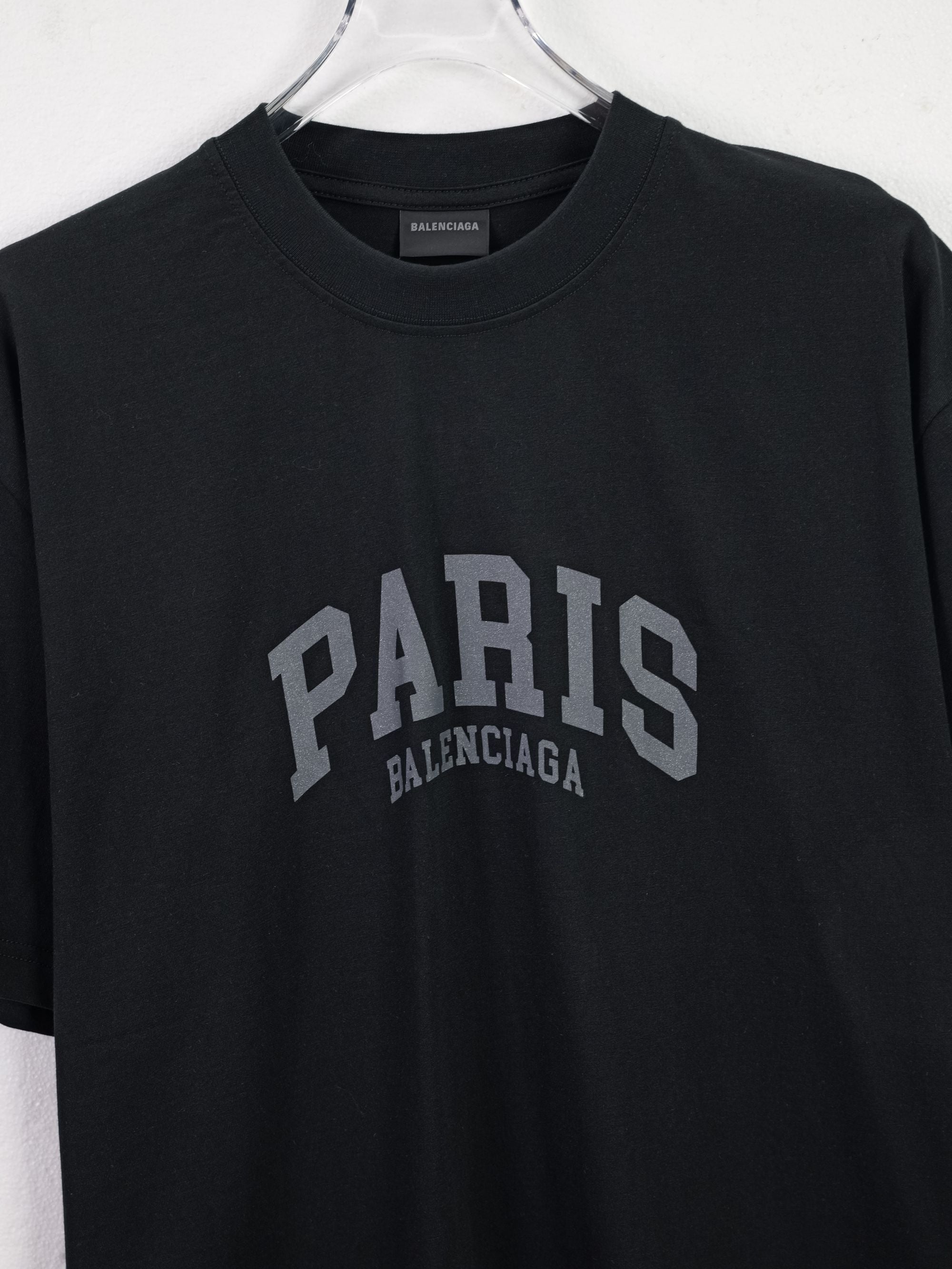 Unisex “PARIS” Logo Print T-Shirt – Premium Cotton