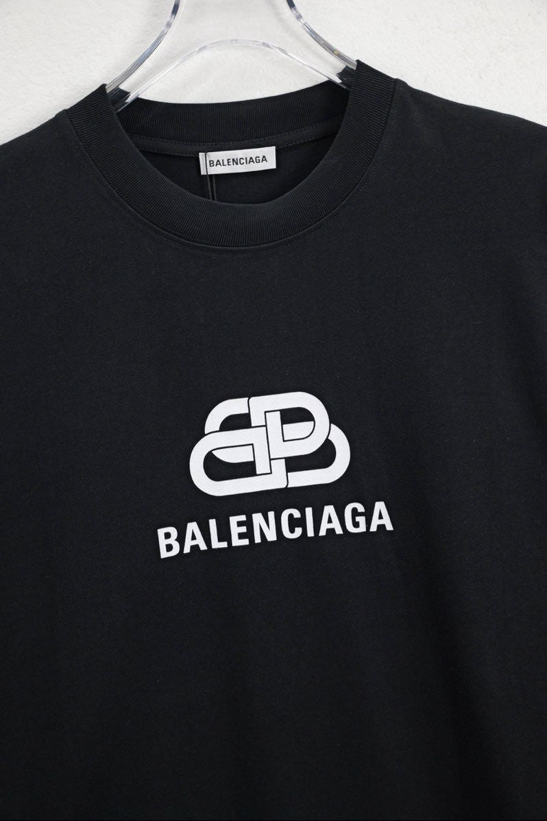 Unisex Logo Print Round-Neck T-Shirt