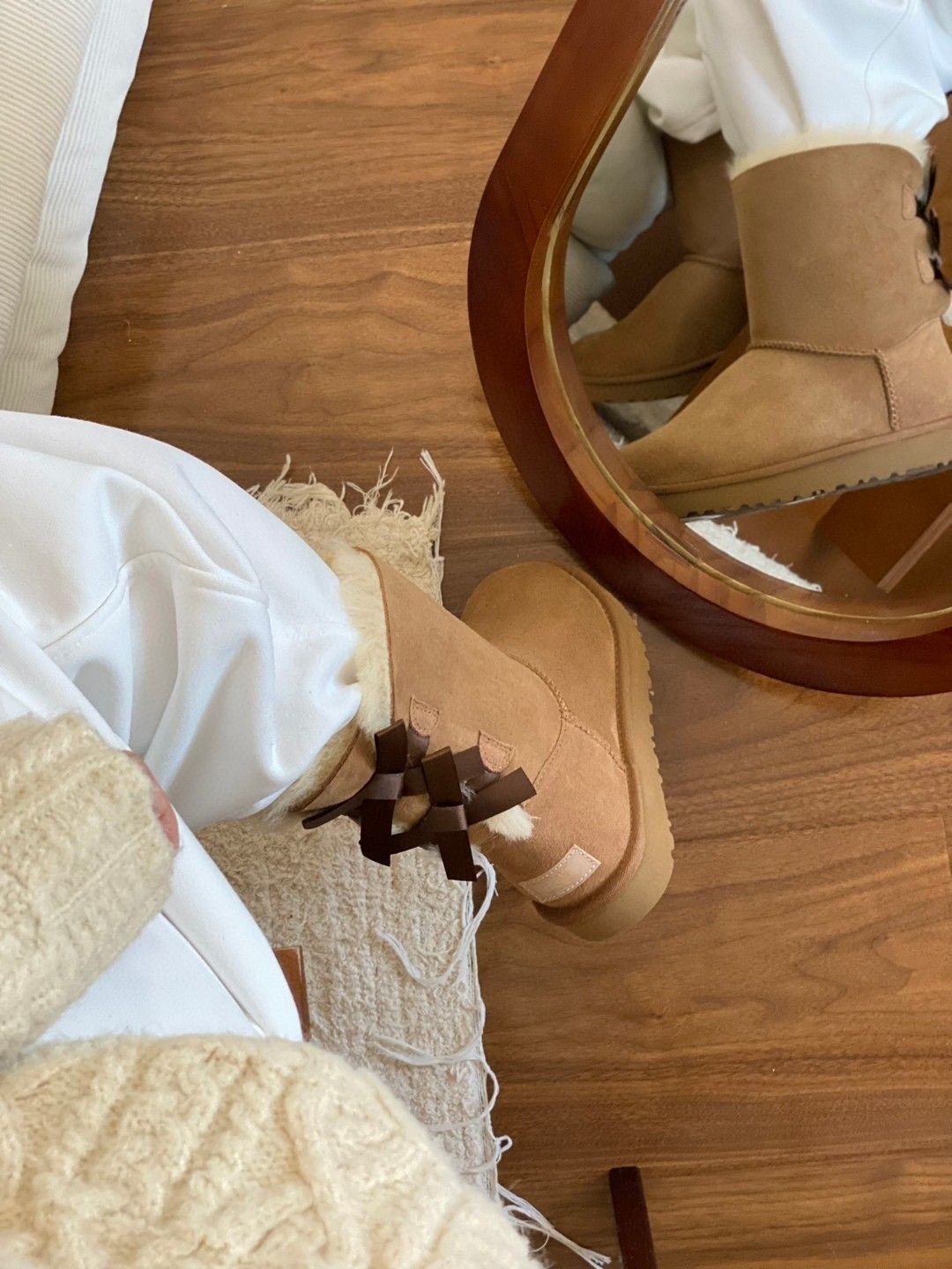 Mid-Calf Shearling Winter Boots with Double Ribbon Bows