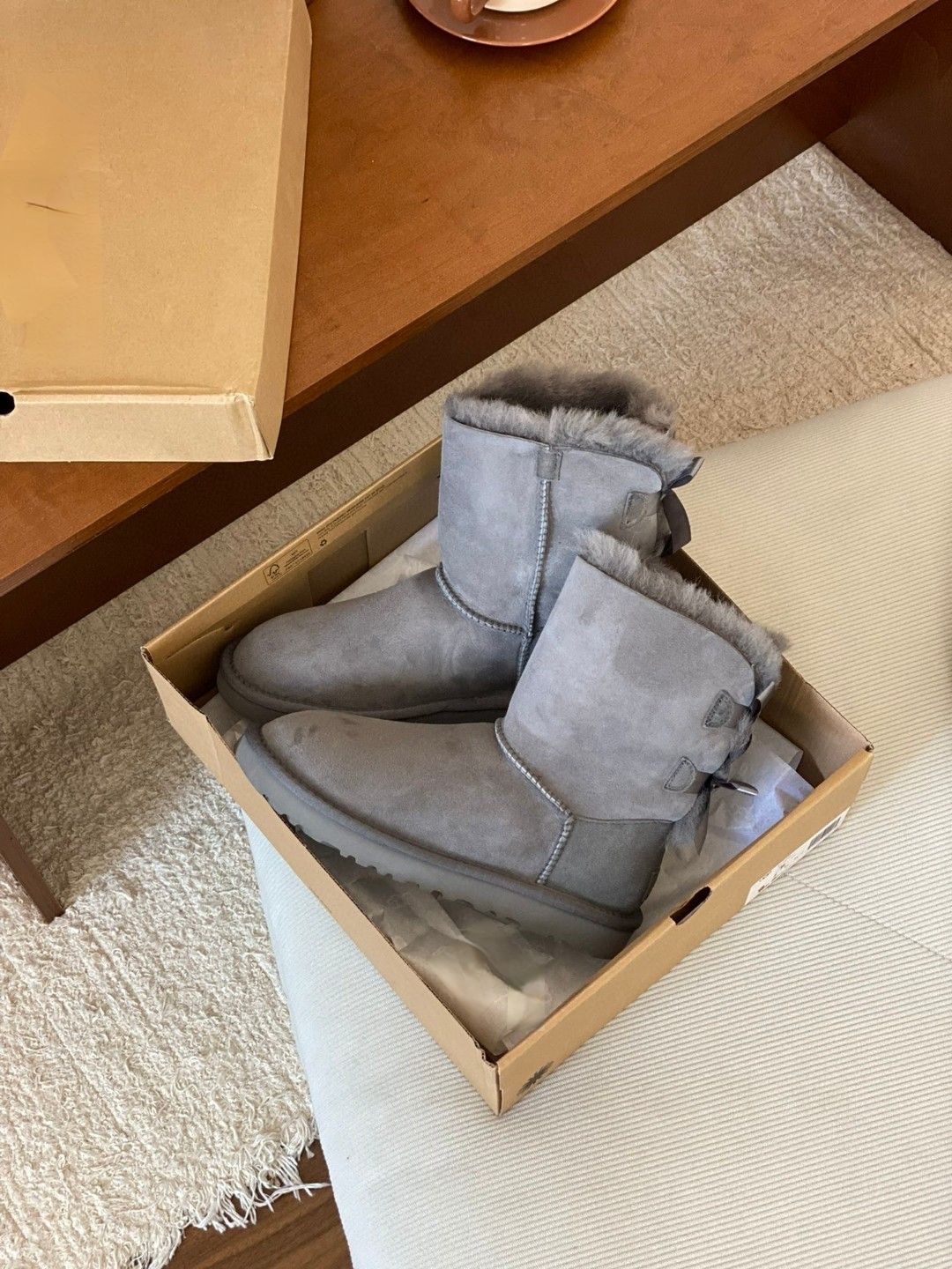 Mid-Calf Shearling Winter Boots with Double Ribbon Bows