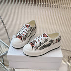 2025 Embroidered Platform Canvas Sneakers