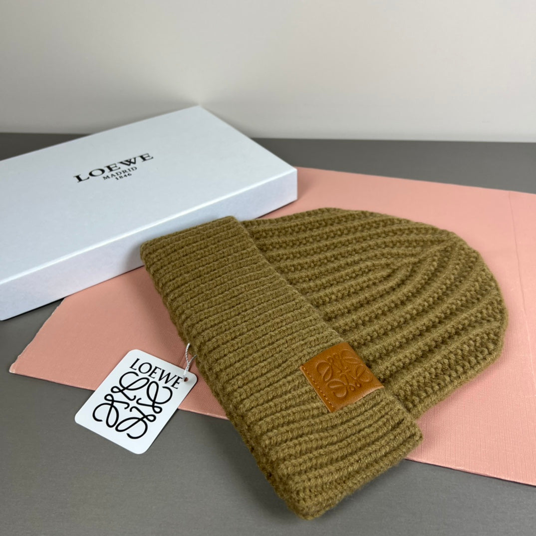 LW Classic Knit Beanie – Unisex (Top quality )