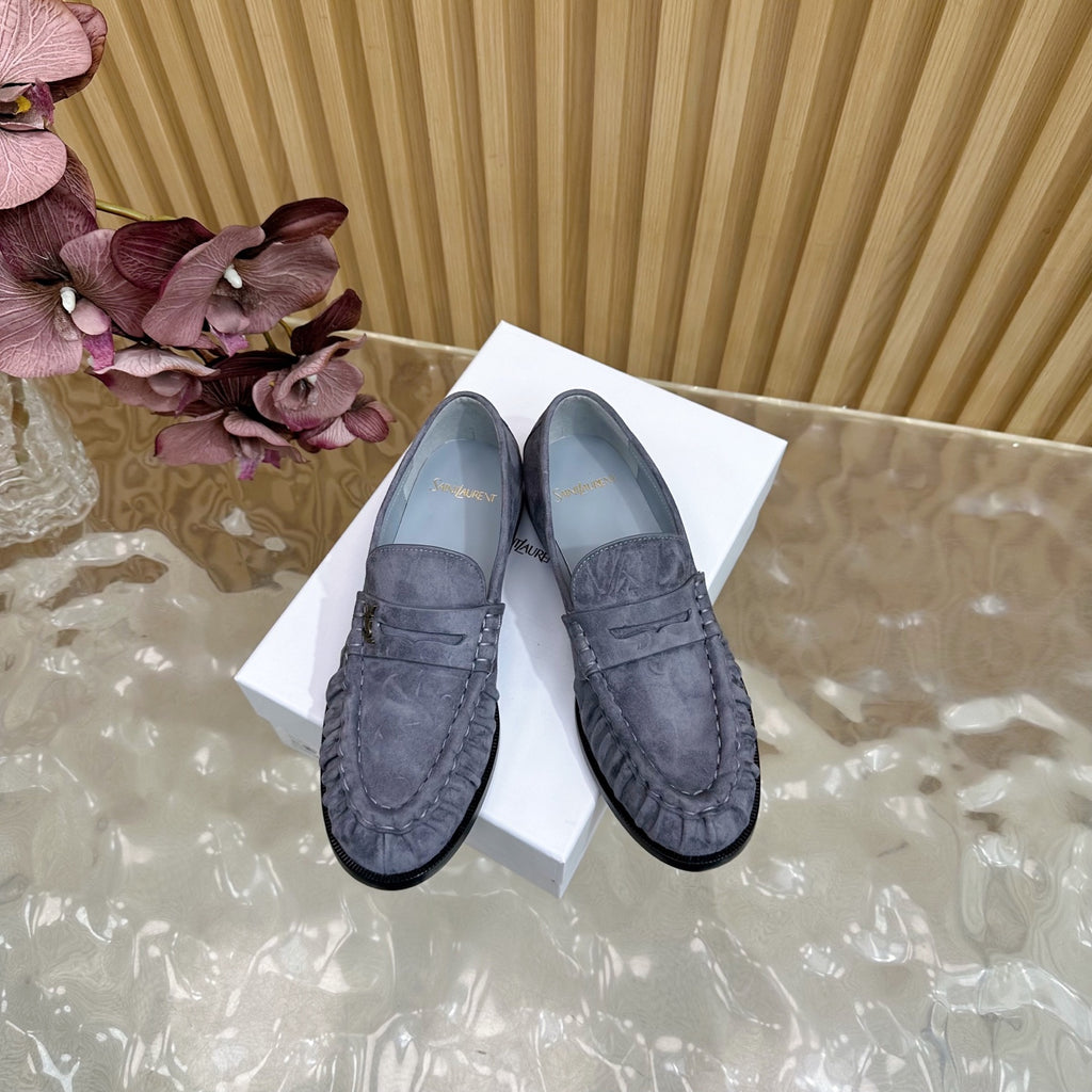 Y Flat Mules Premium Quality