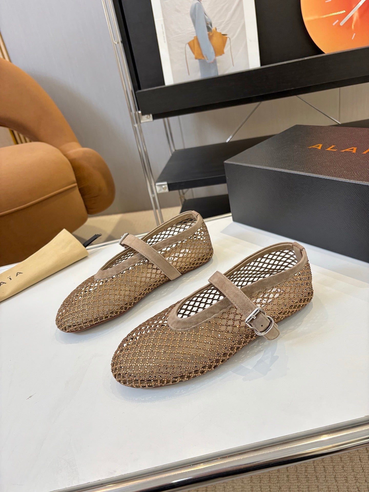 Retro Buckle Mary Jane Ballet Flats – Runway Style