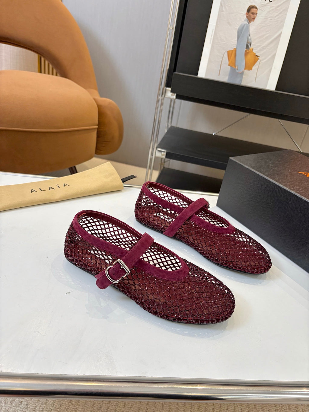 Retro Buckle Mary Jane Ballet Flats – Runway Style