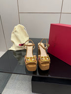 Platform Heel Sandals – Elegant Summer Statement