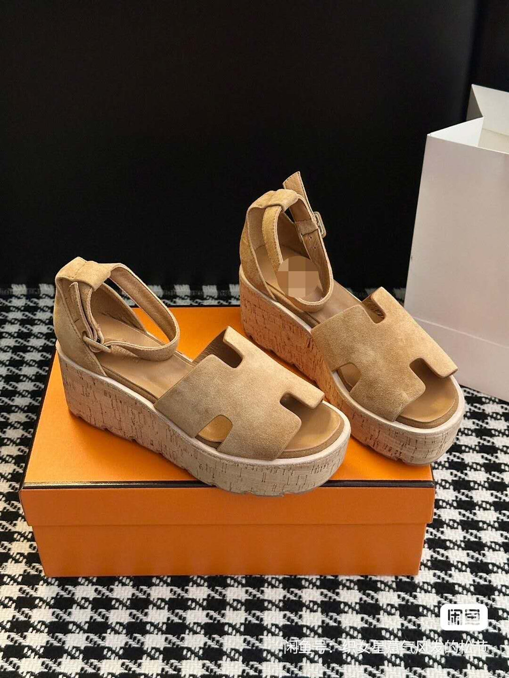 Platform Wedge Sandals – Classic Versatile Design