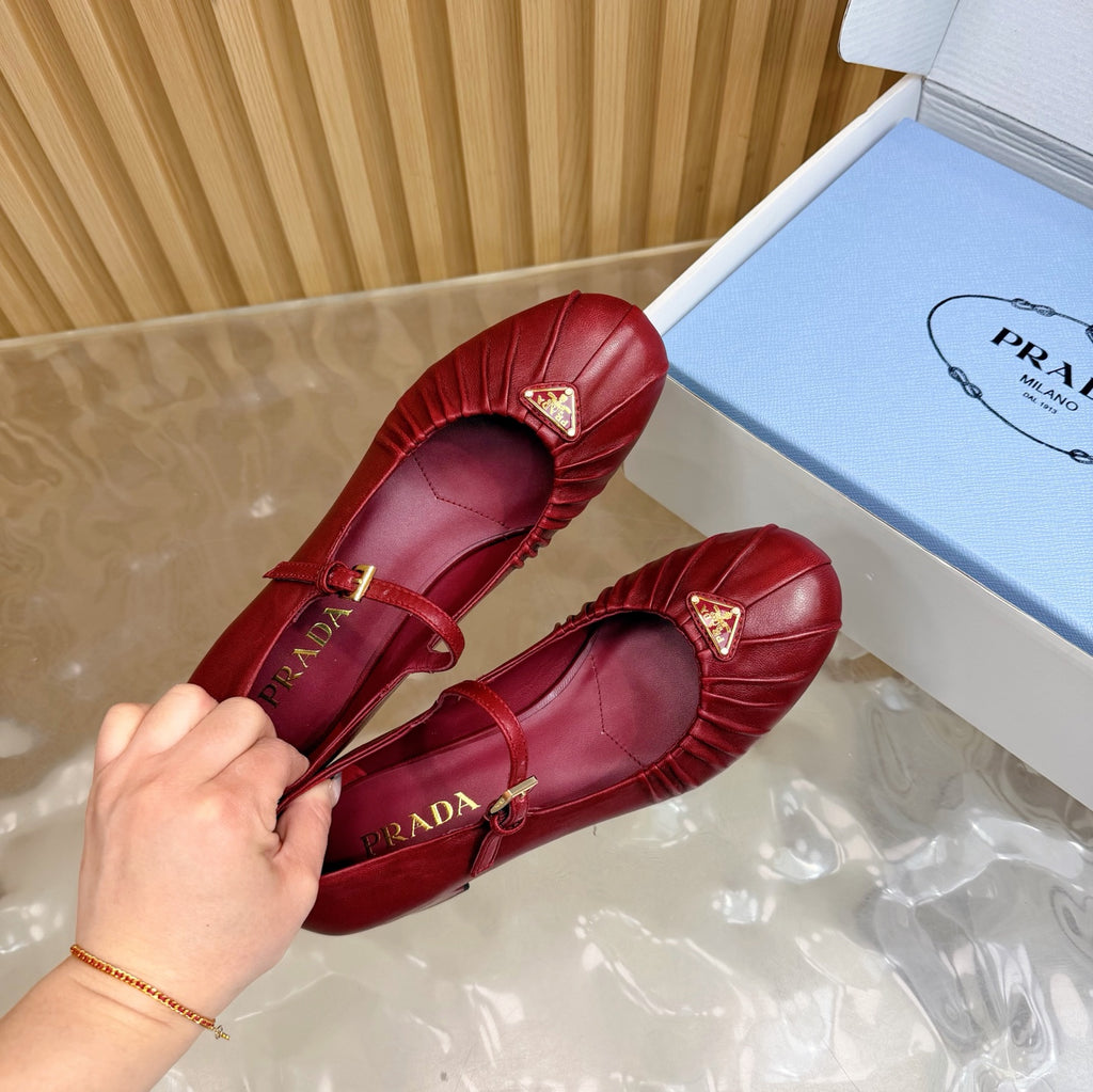 Classic Triangle Logo Mary Jane Heels (High Quality)