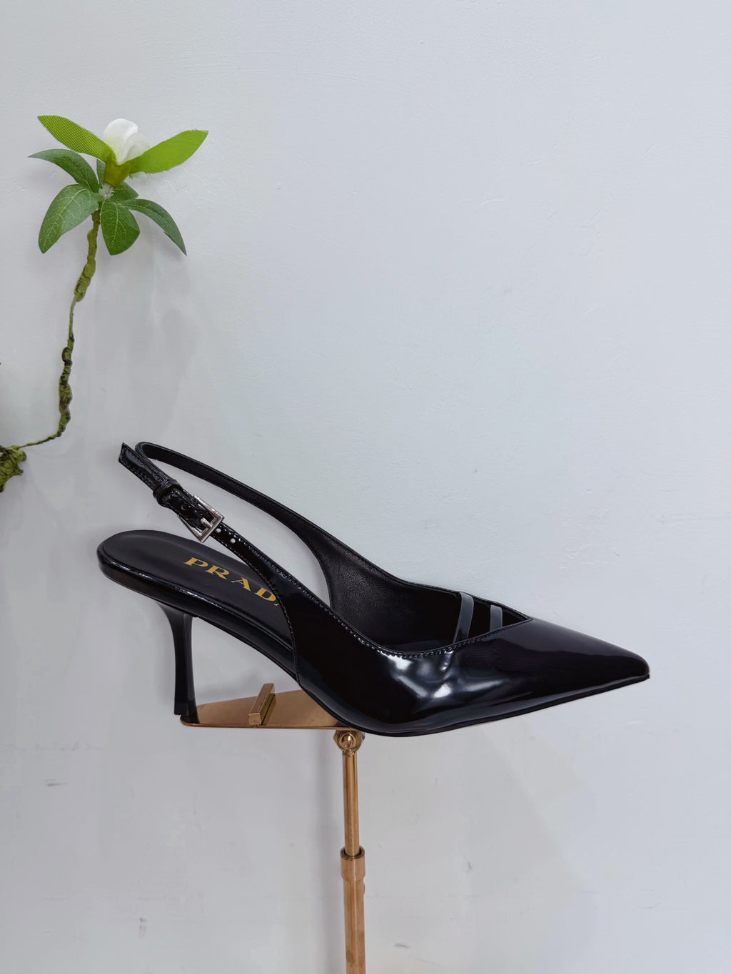 2026 SS New Arrival — Luxury Embellished Heel