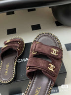 2026 Early Spring Chain Strap Slides – Premium Edition