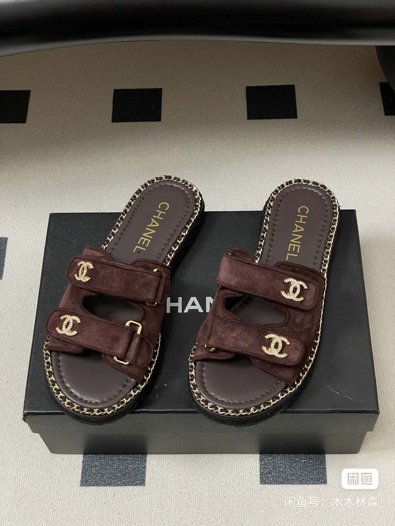 2026 Early Spring Chain Strap Slides – Premium Edition