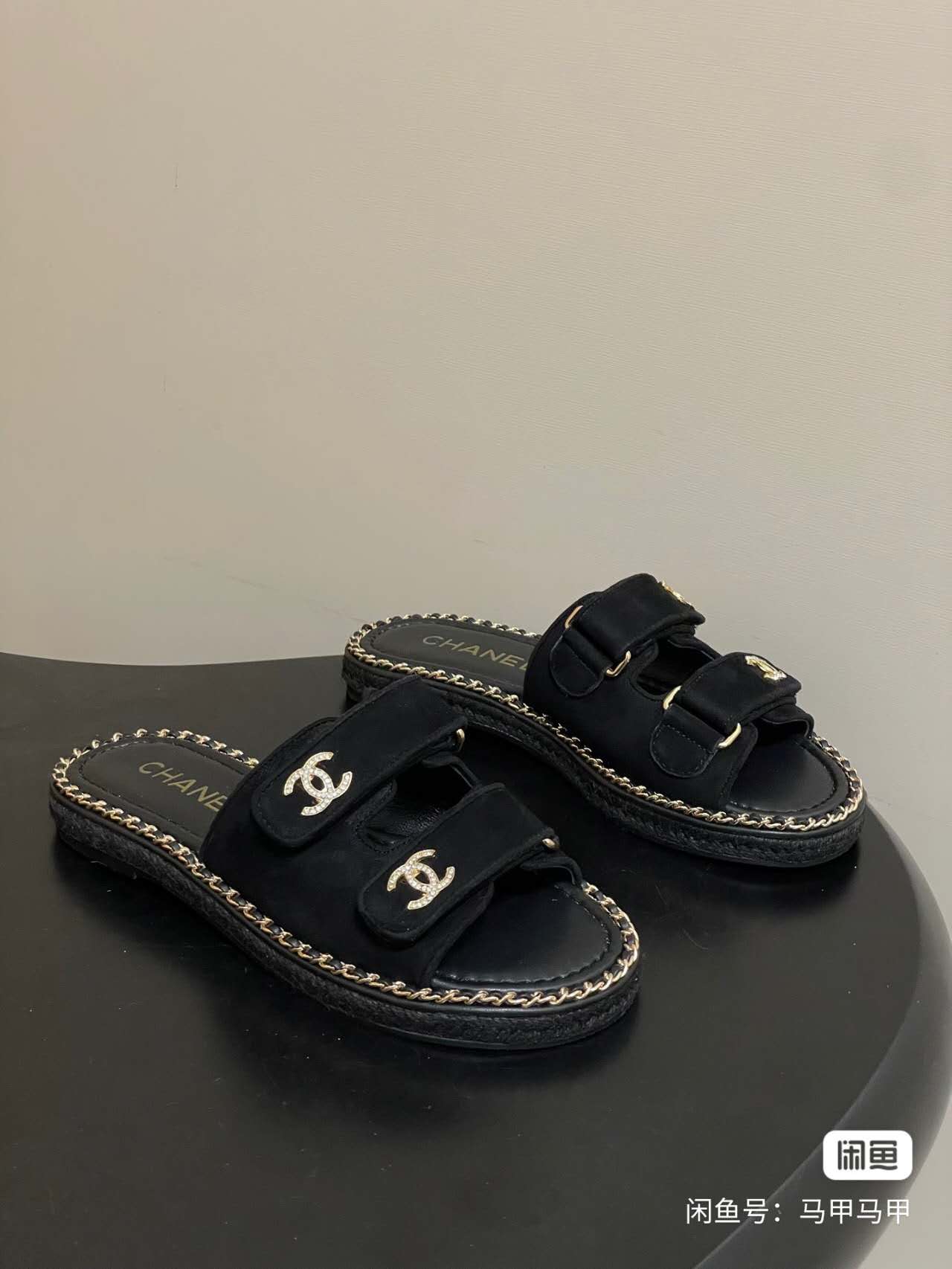 2026 Early Spring Chain Strap Slides – Premium Edition