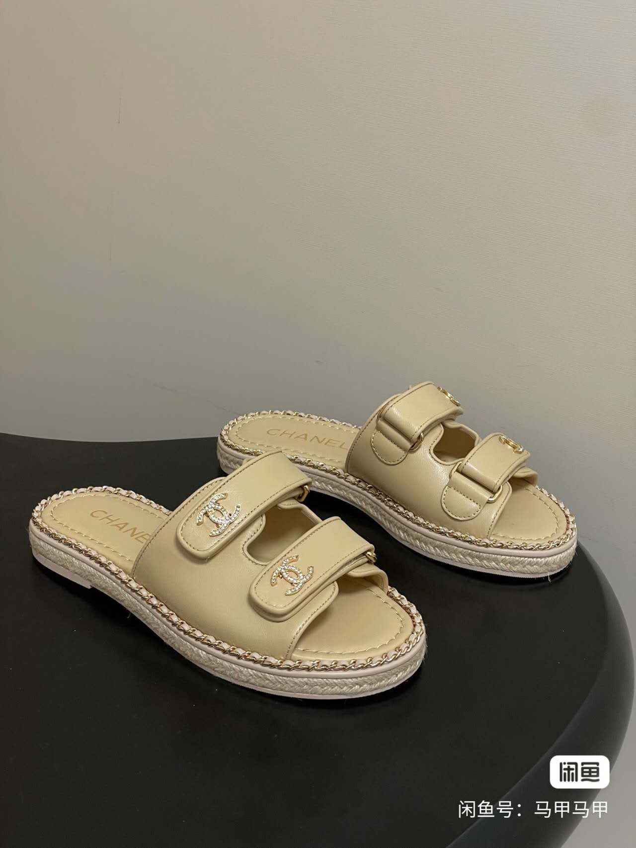 2026 Early Spring Chain Strap Slides – Premium Edition