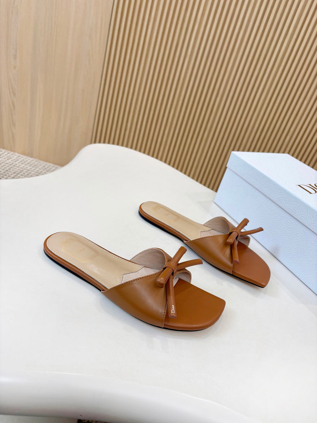 D Bow Flat Slide Sandals 2026