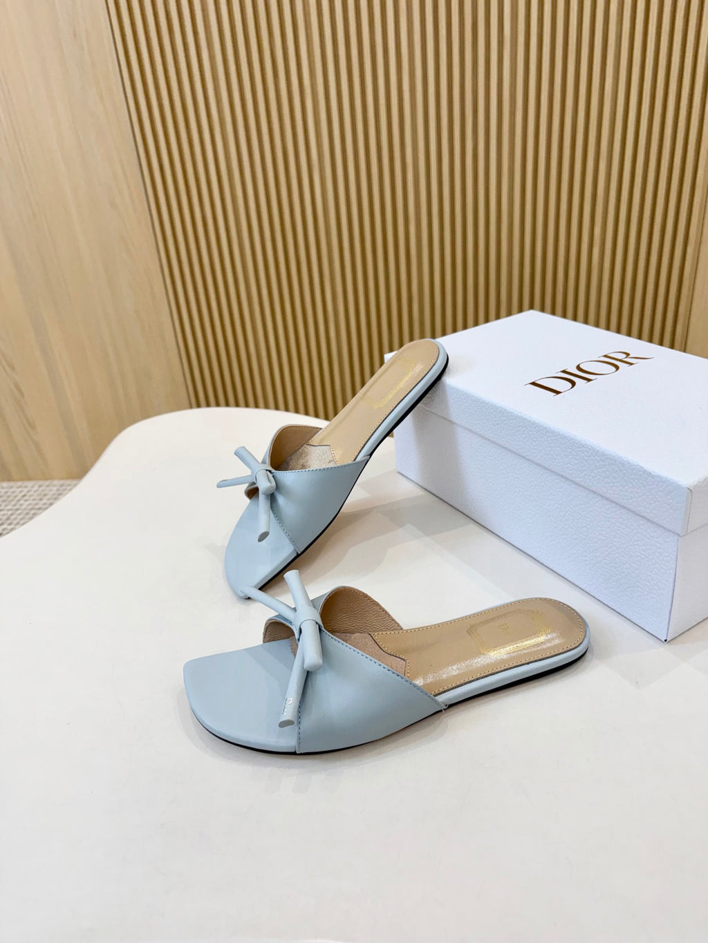 D Bow Flat Slide Sandals 2026