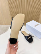 D Bow Flat Slide Sandals 2026