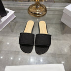 Logo Embroidered Block Heel Mule — 2026 Spring/Summer 👡✨
