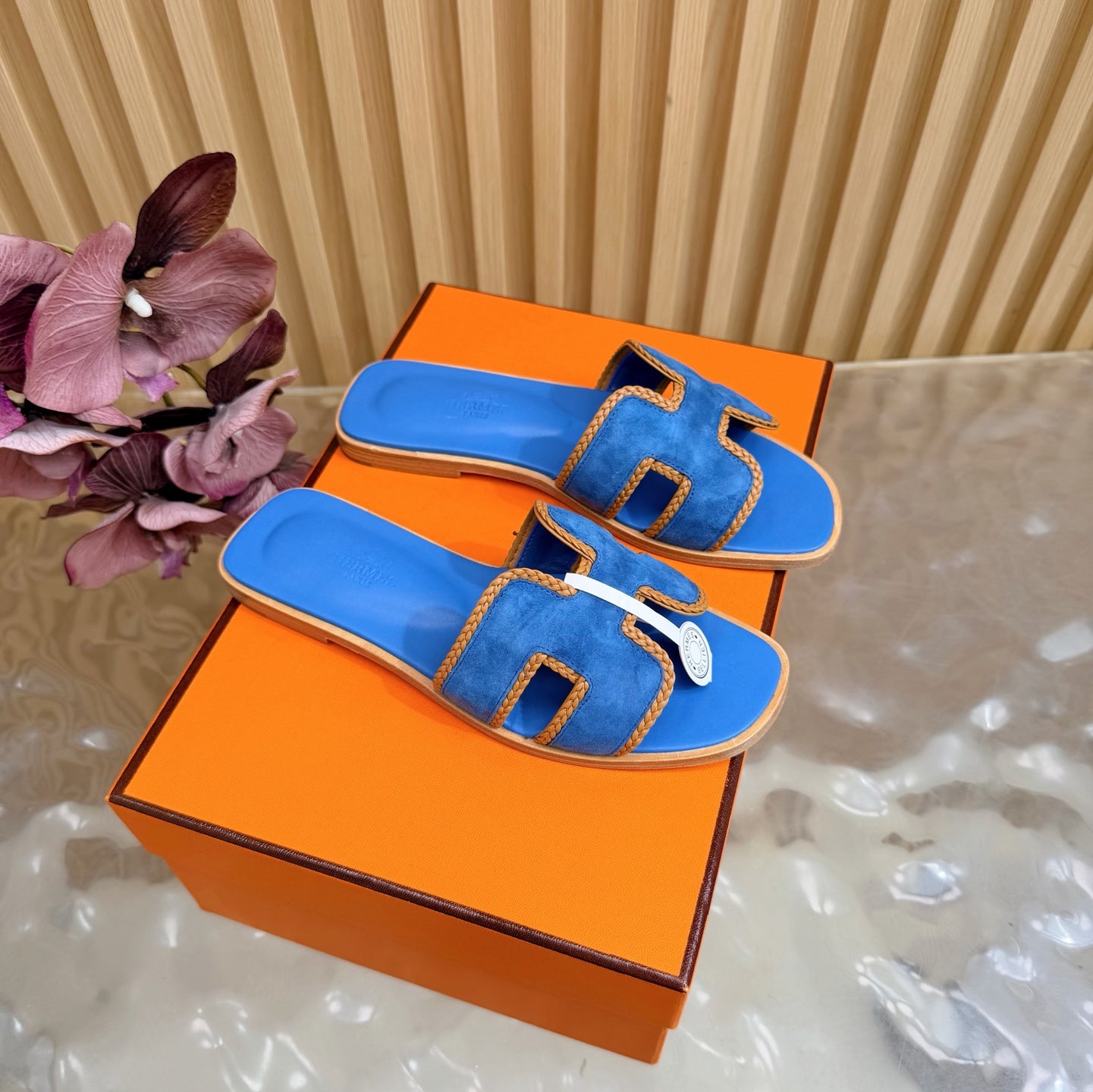 Woven Suede Strap Flat Sandals  🩴✨