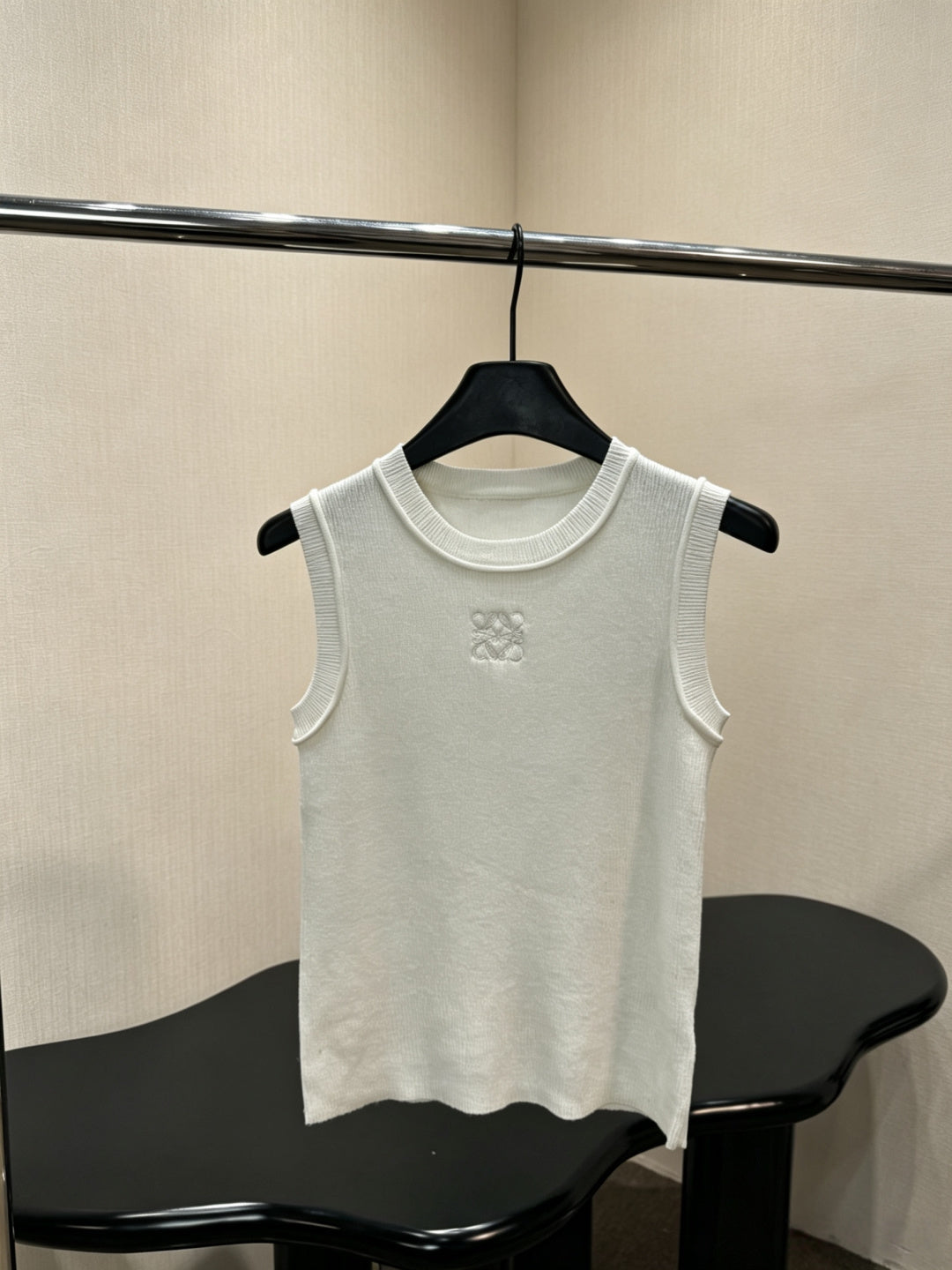 Wind Embroidered Knit Tank