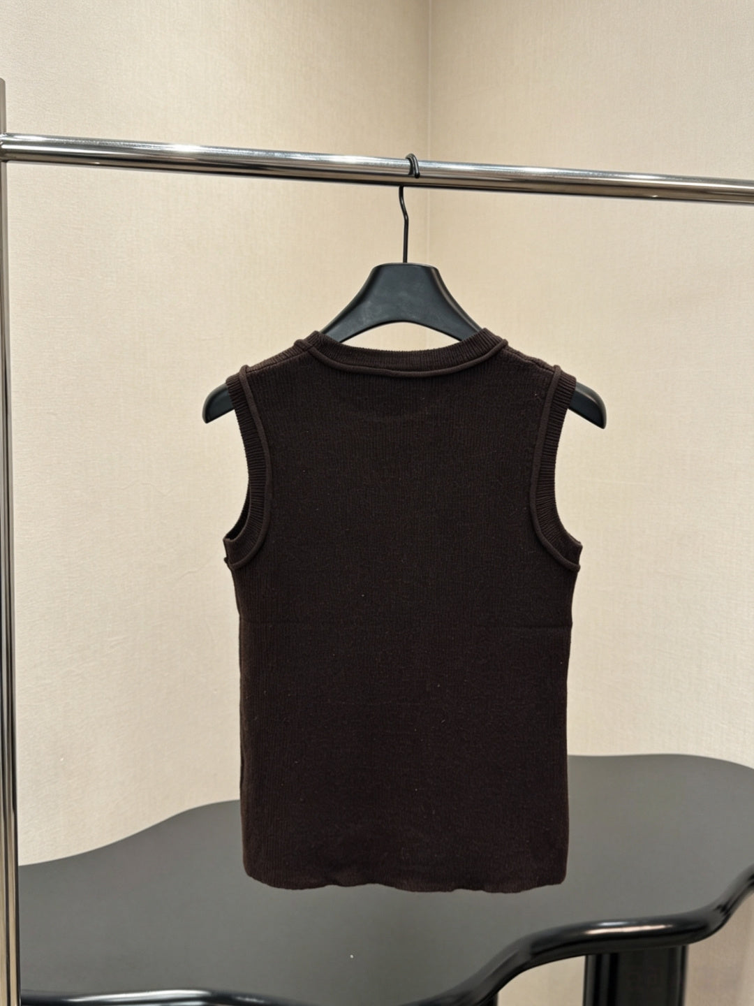 Wind Embroidered Knit Tank