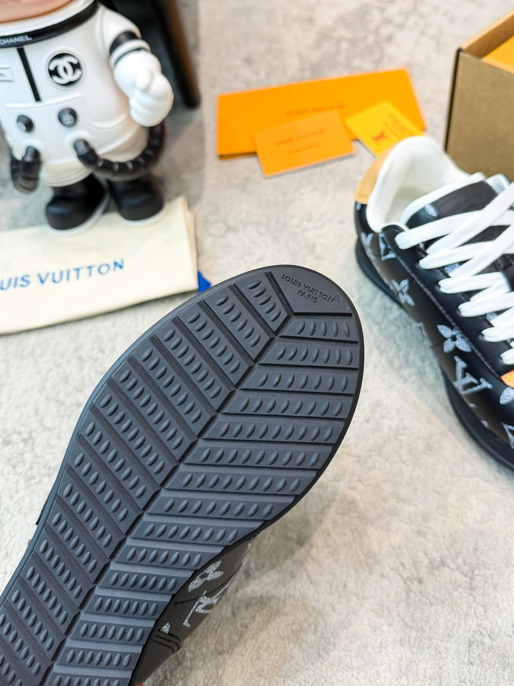 Thick Sole Logo Sneakers | Unisex Couple Style | Calfskin Leather