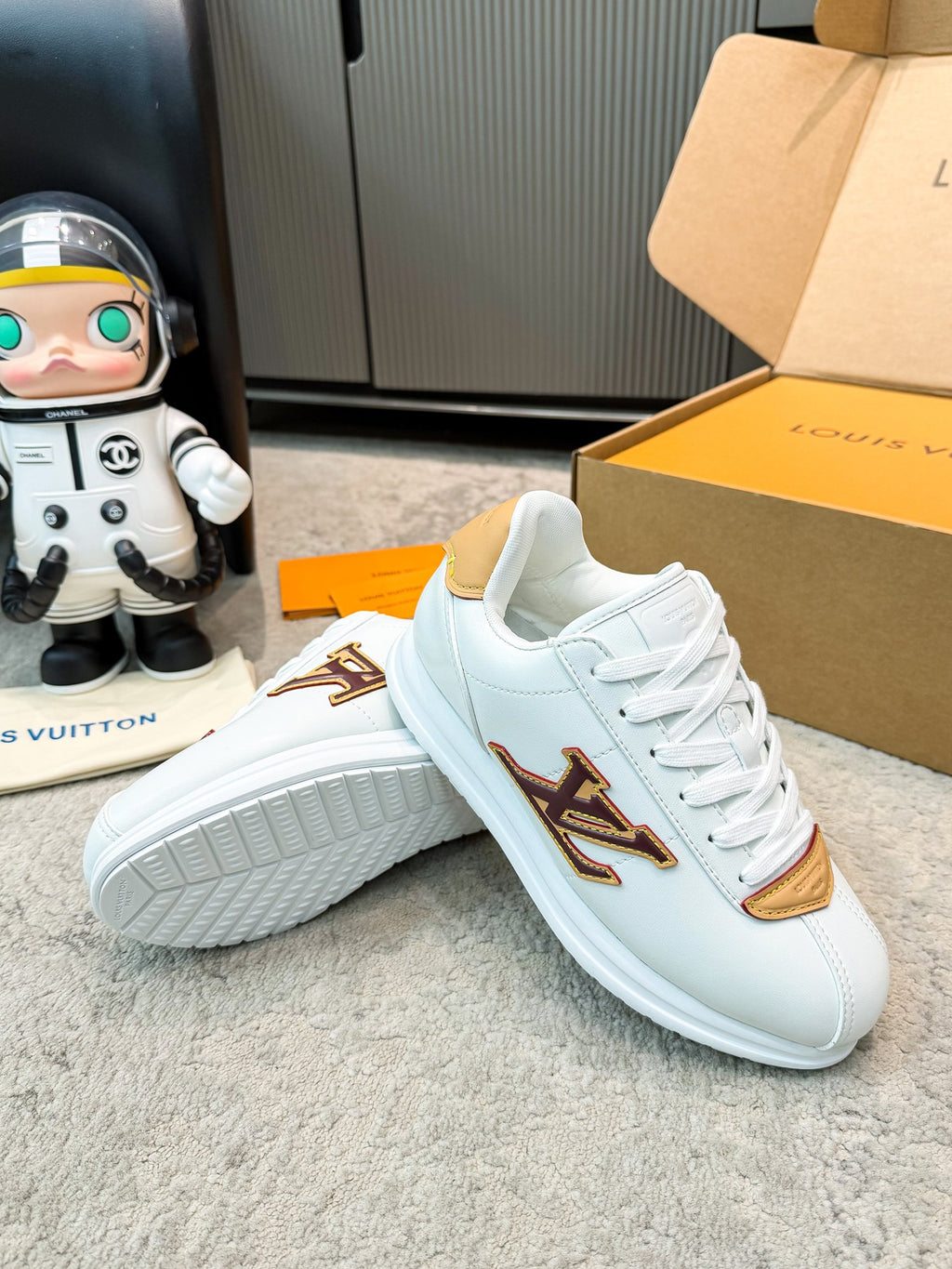 Thick Sole Logo Sneakers | Unisex Couple Style | Calfskin Leather