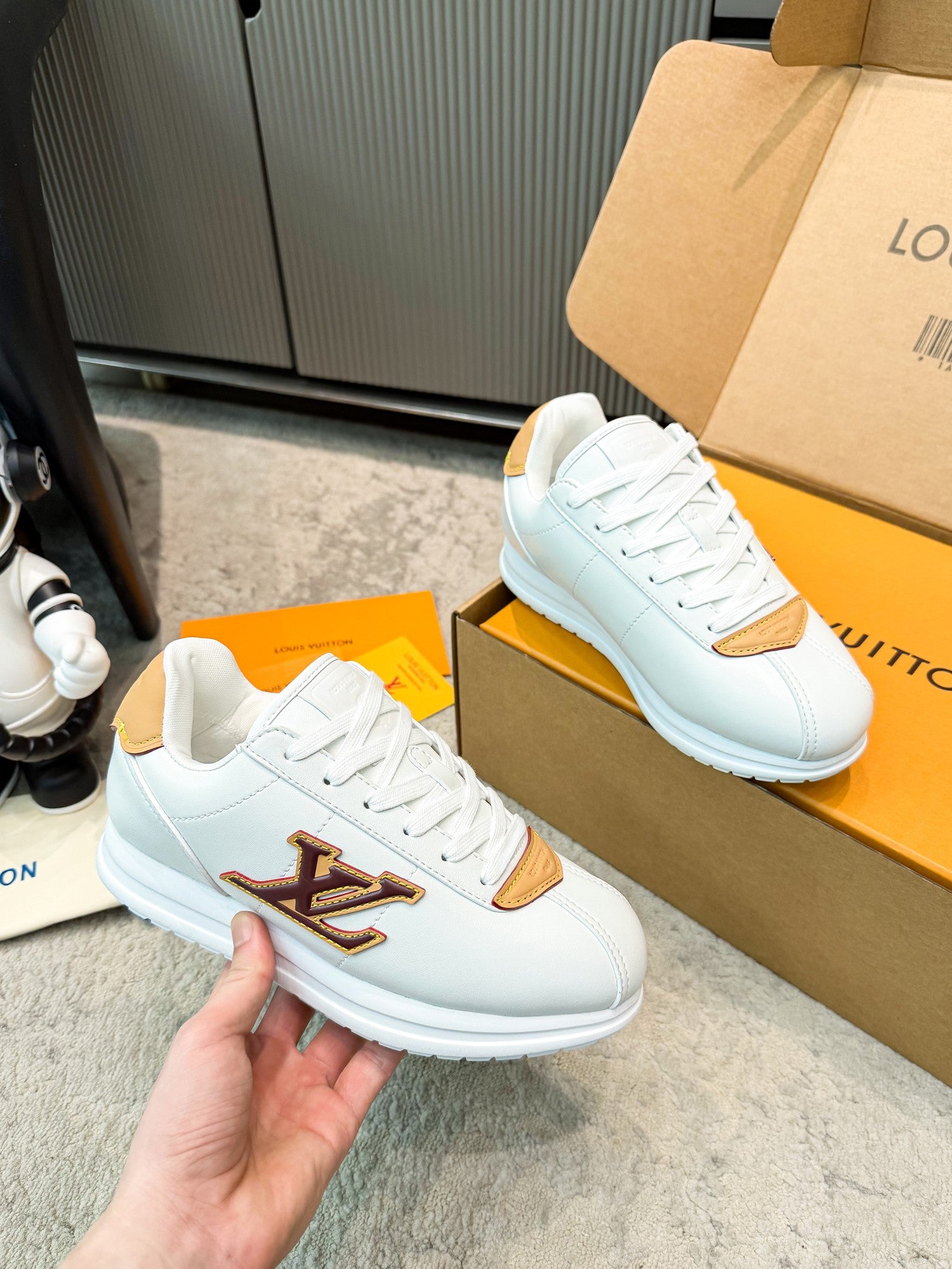 Thick Sole Logo Sneakers | Unisex Couple Style | Calfskin Leather