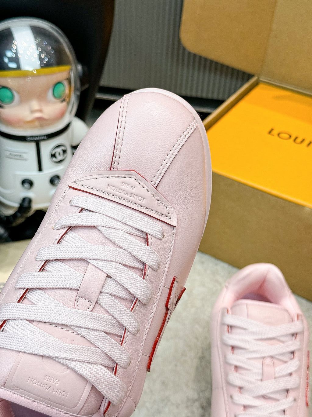 Thick Sole Logo Sneakers | Unisex Couple Style | Calfskin Leather