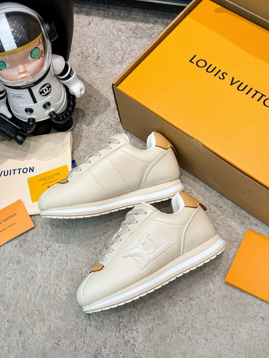 Thick Sole Logo Sneakers | Unisex Couple Style | Calfskin Leather