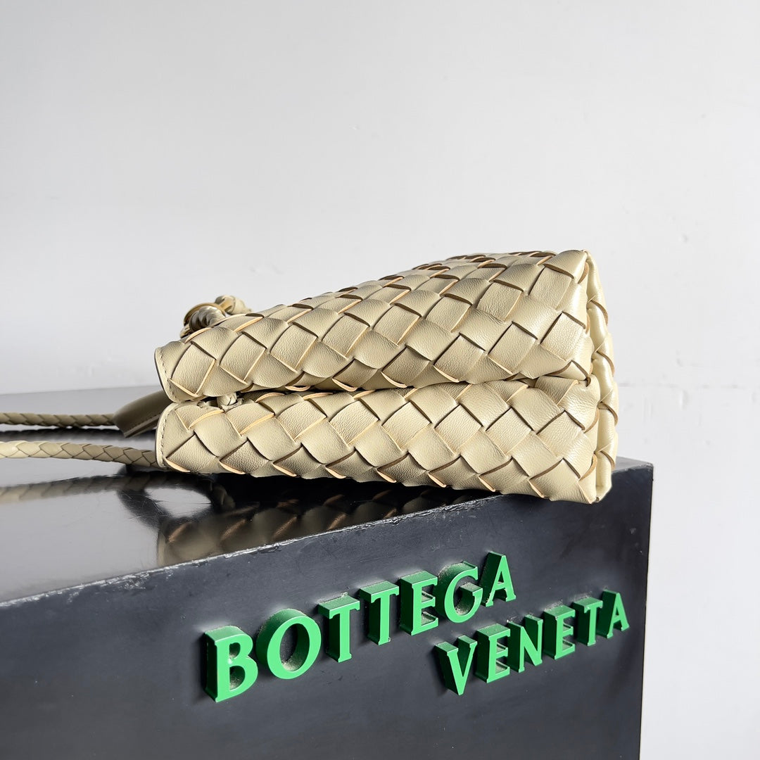 Andiamo Intrecciato Bag | Lambskin | Premium Quality|