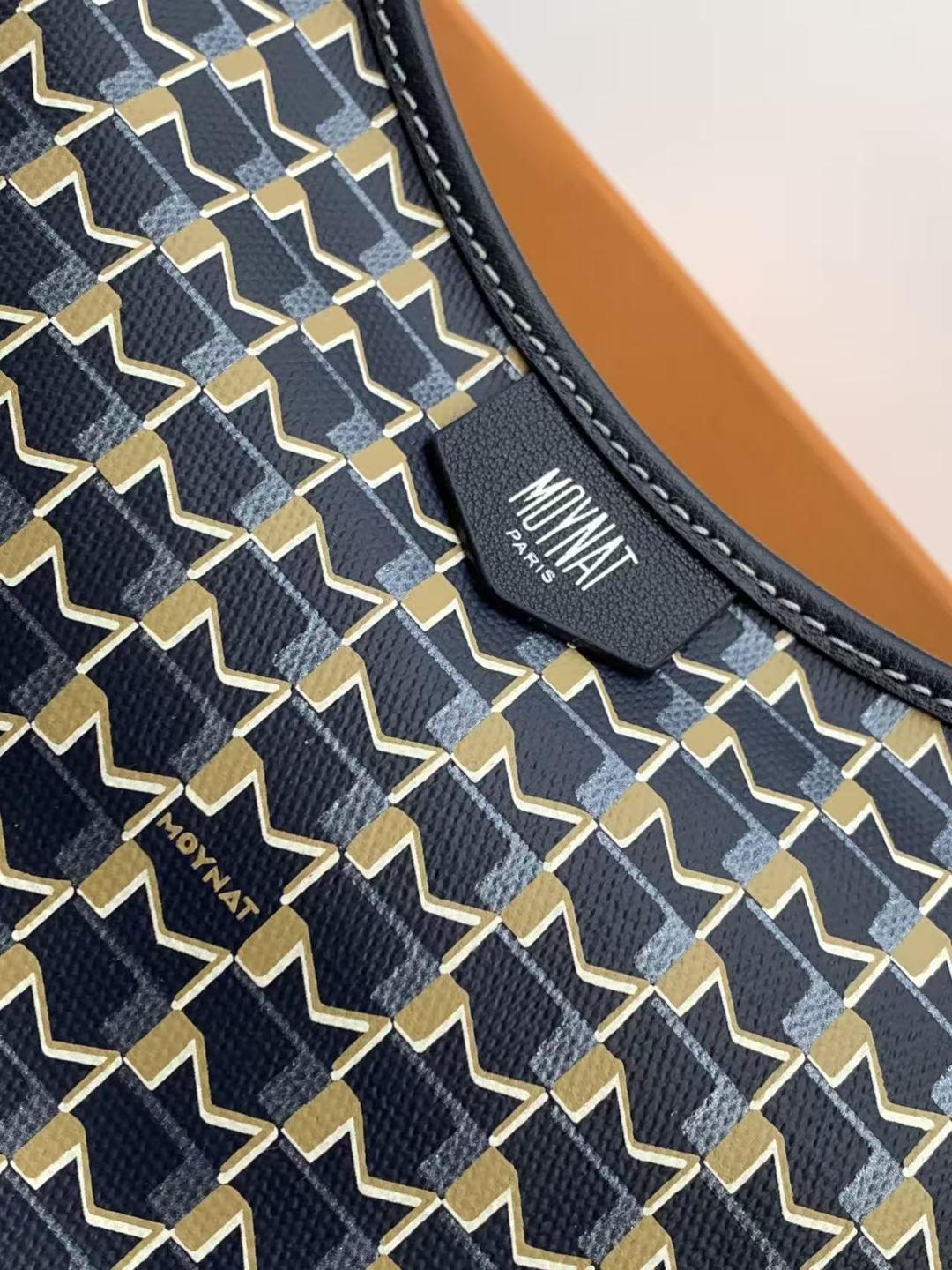 Crescent Shoulder Bag (Premium Quality )