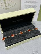 Four-Leaf Clover Stone Bracelet | Premium Quality|
