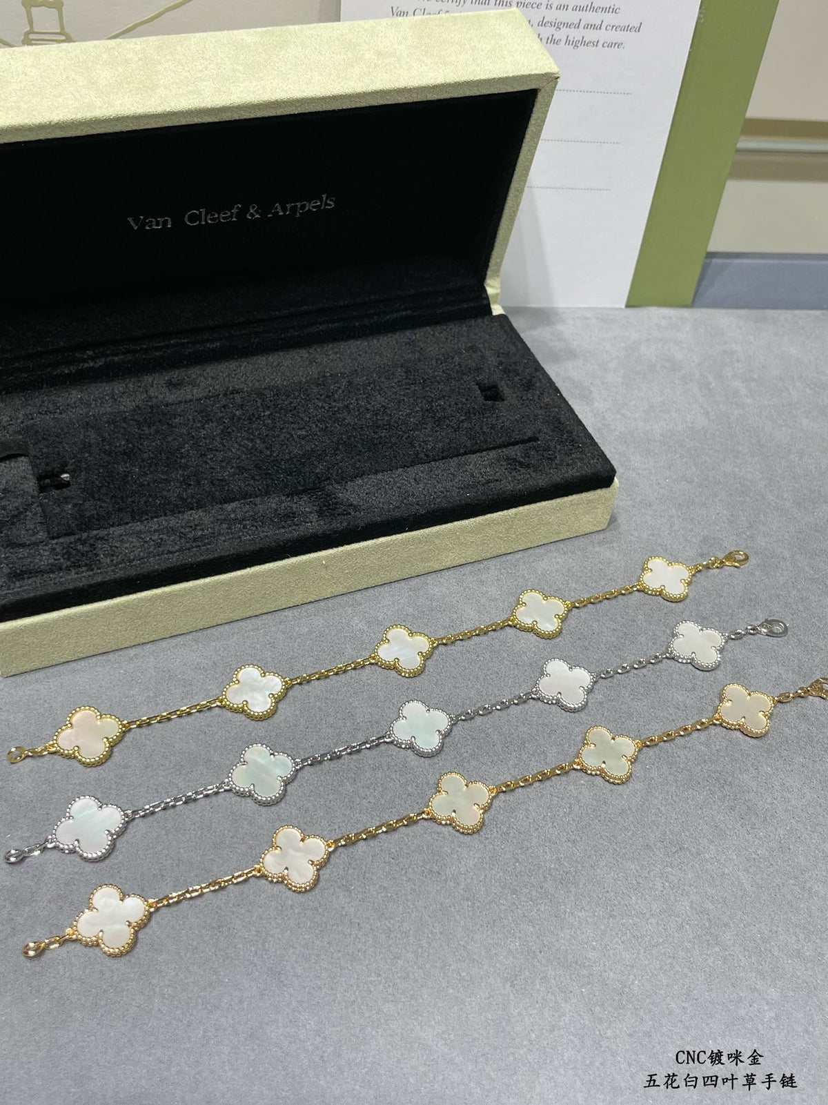 Four-Leaf Clover Stone Bracelet | Premium Quality|