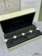 Four-Leaf Clover Stone Bracelet | Premium Quality|