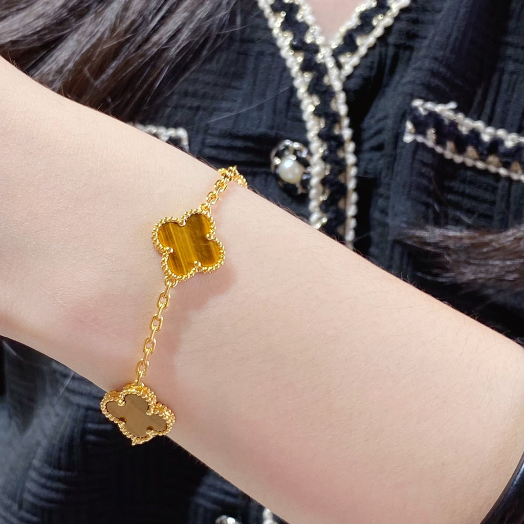 Four-Leaf Clover Stone Bracelet | Premium Quality|