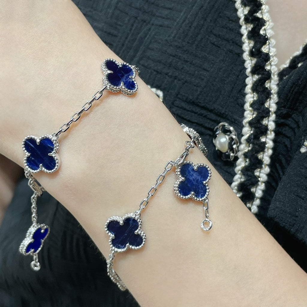 Four-Leaf Clover Stone Bracelet | Premium Quality|