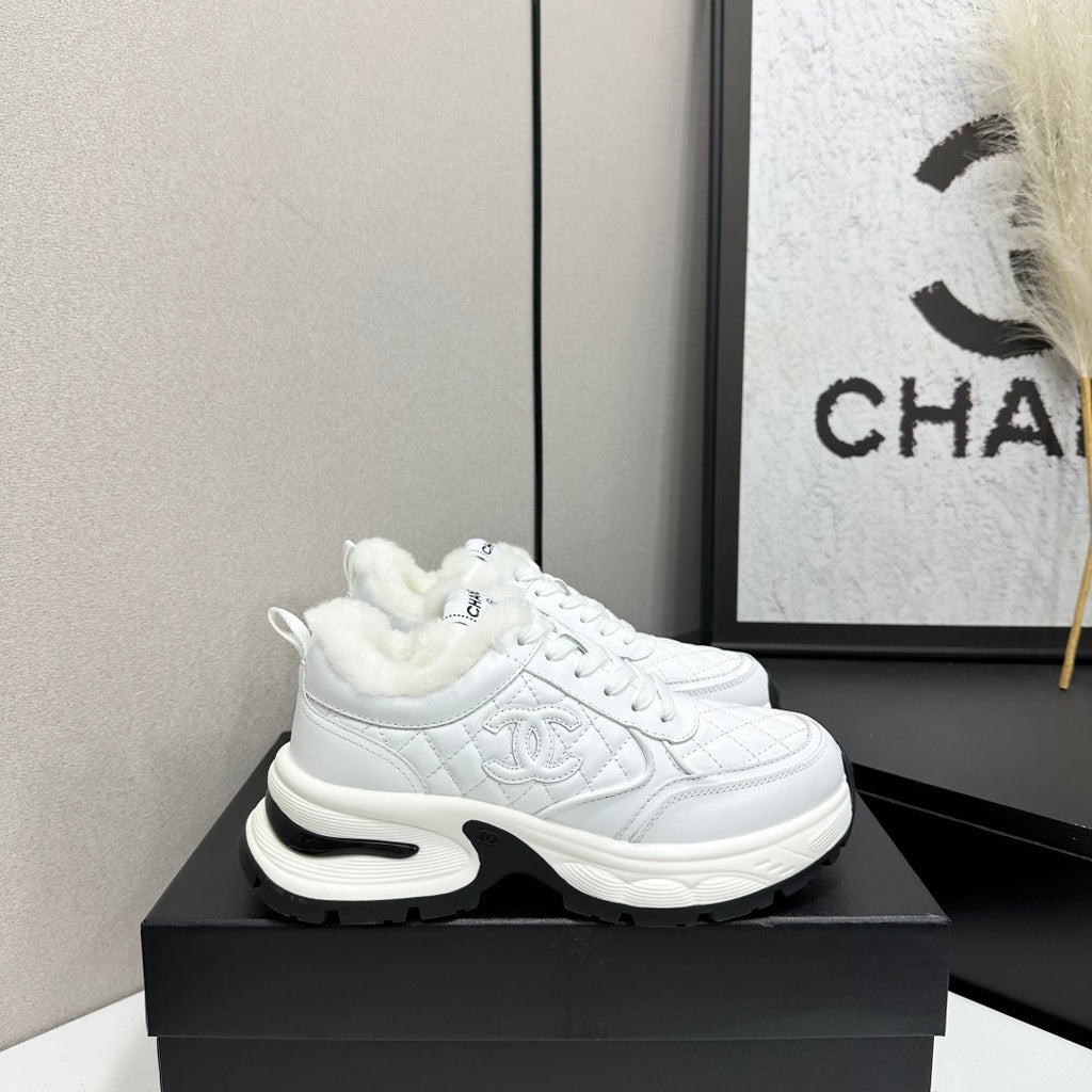 2026 Panda Sneaker