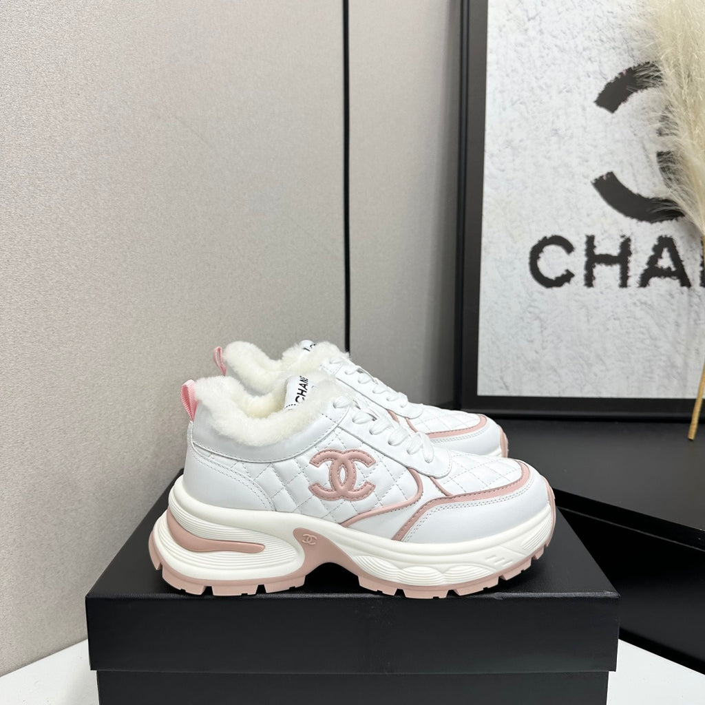 2026 Panda Sneaker