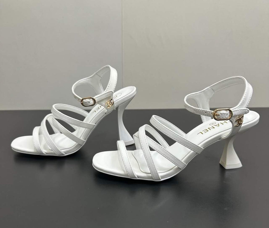 2026 SS Resort Patent Leather Strappy Heel