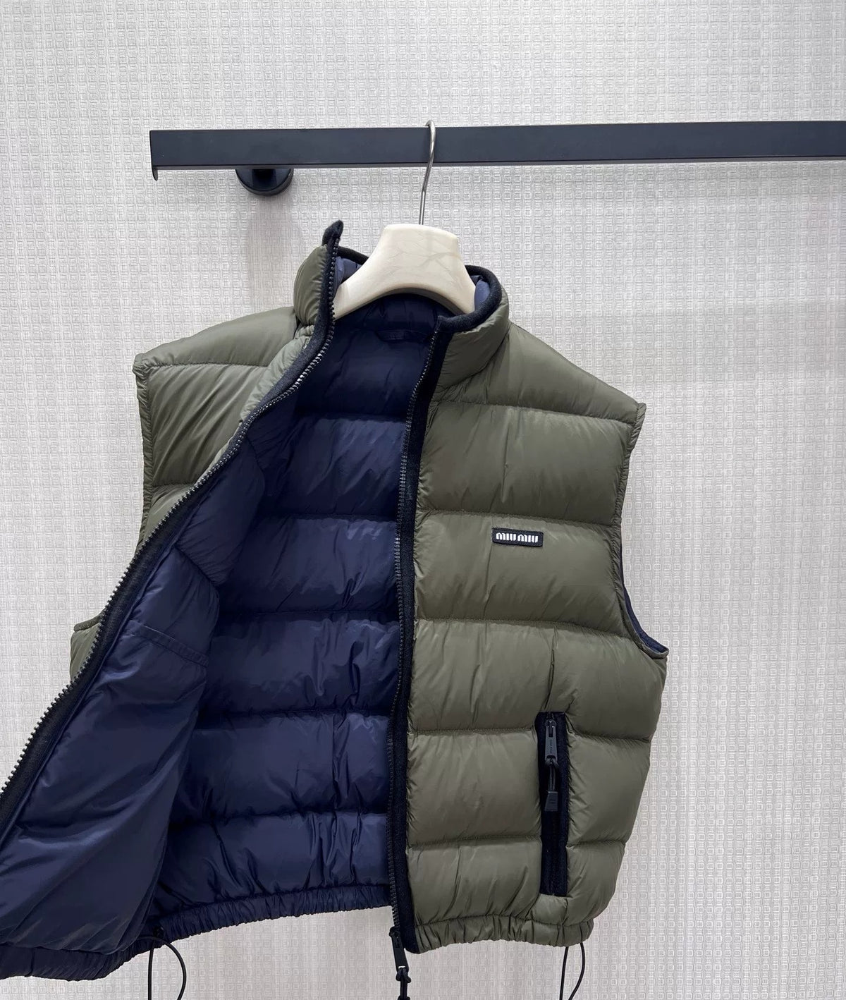 Down Puffer Vest | Army Green