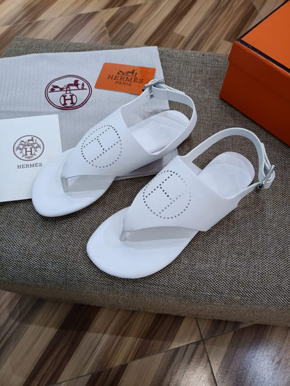 HE*R*ME*S Top Version Thong Flip-Flops: Effortless Style and Comfort