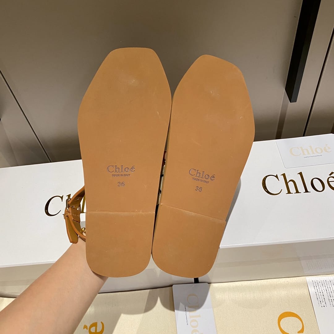 Ch*l0e Marcie Flat Sandal